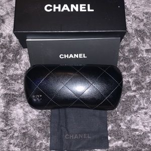 CHANEL SUNGLASSES CASE
